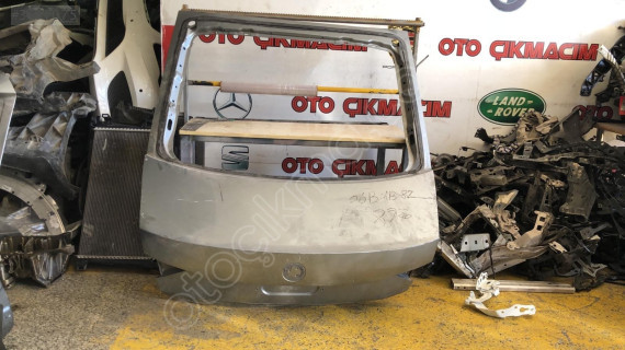 Skoda süper b 2017 model bagaj kapağı