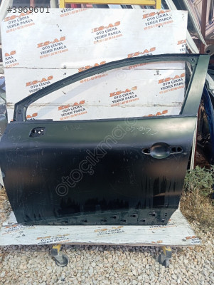 clio 4 cıkma sol ön kapı 2015-2020