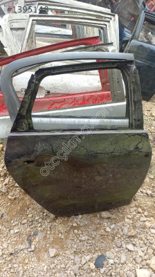 OPEL ASTRA J SAĞ ARKA KAPI .OTO ERKAN ÜNYE