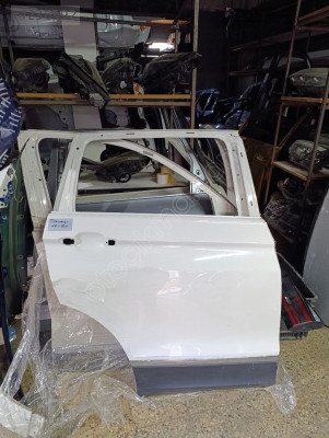 Volkswagen Tiguan sağ arka kapı 2016-2023 orjinal çıkma parça