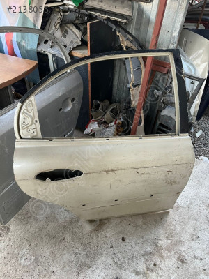 Hyundai sonato Çıkma sağ arka  kapı