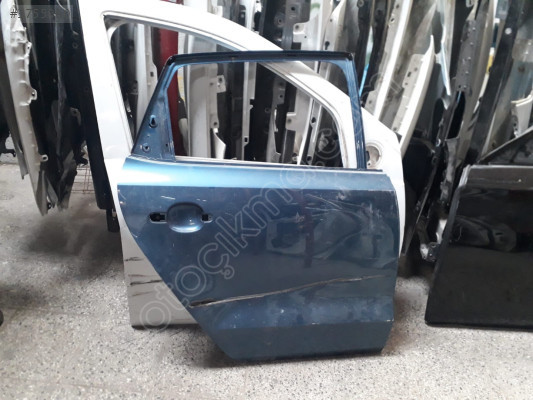 VOLKSWAGEN POLO 2014 ÇIKMA SAĞ ARKA KAPI