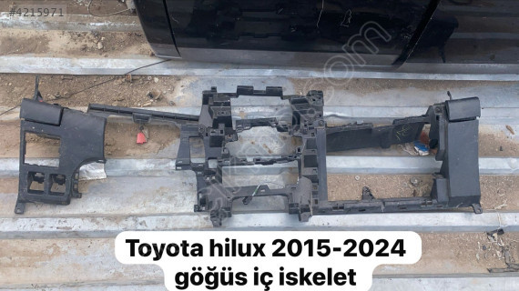 TOYOTA HİLUX 2015-2024 GÖĞÜS İÇ İSKELET               (XS1111S25)