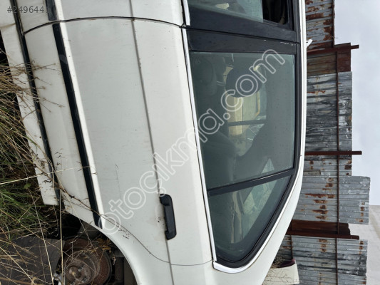 Bmw 520 sol arka kapı çıkma orijinal