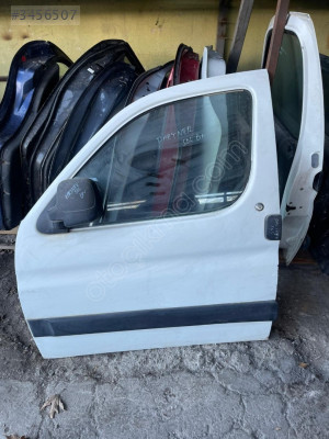 PEUGEOT PARTNER SOL ÖN 2 KAPI GÜÇMANLAR