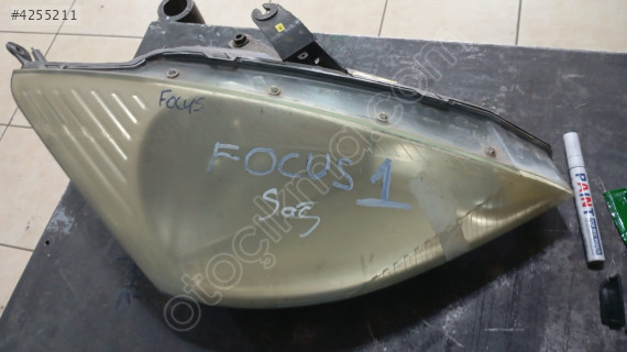 FORD FOCUS 1 SAĞ FAR