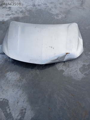 Mitsubishi L 200 ön kaput