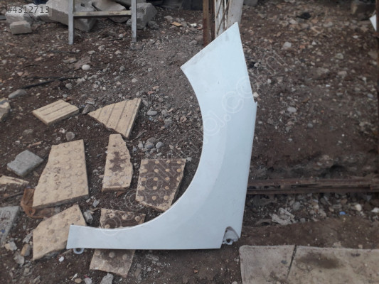 PEUGEOT 308 SOL ÖN ÇAMURLUK