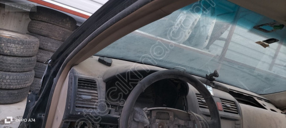 2003 Honda Accord torpido göğüslük