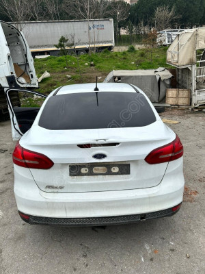 FORD FOCUS 3.5 BAGAJ KAPAĞI ÜÇEL OTO ÇIKMA BURSA