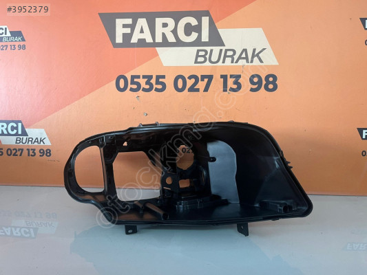 BMW 3 SERİSİ E90 LCİ SAĞ FAR KASASI SIFIR