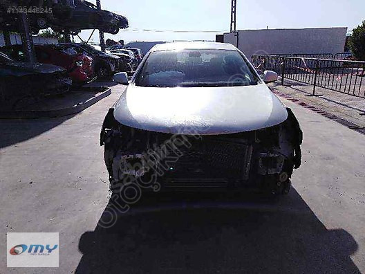 RENAULT LATİTUDE MOTOR KAPUTU VE SAĞ SOL ÇAMURLUKLAR