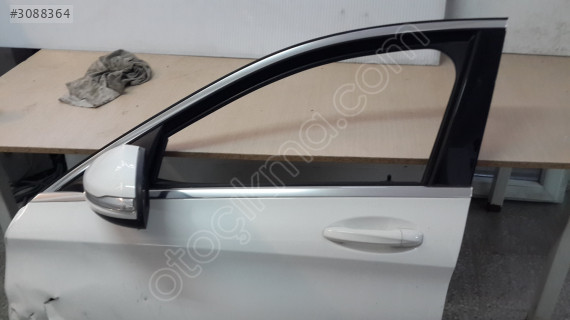 Mercedes C 205 KAPI  SOL ÖN