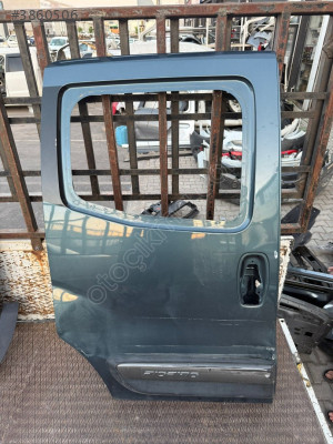 Fiat Fiorino sağ sürgülü kapı