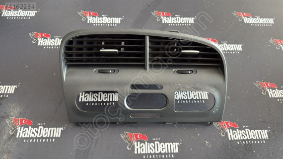 SEAT LEON ALTEA KALORİFER IZGARALARI VE PANEL ÇERÇEVESİ