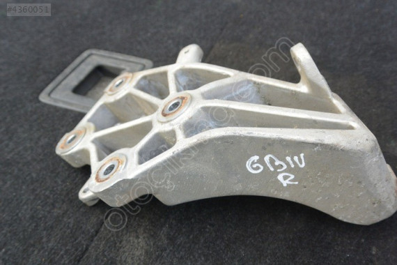 MASERATI GHIBLI 3.0 DİZEL MOTOR ÜST KULAK 670004865