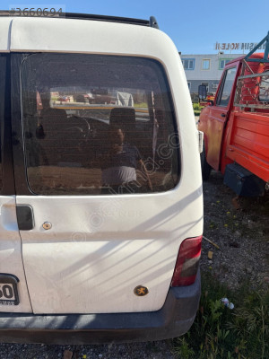 PEJO PARTNER ARKA BAĞAJ KAPAĞI SAĞ