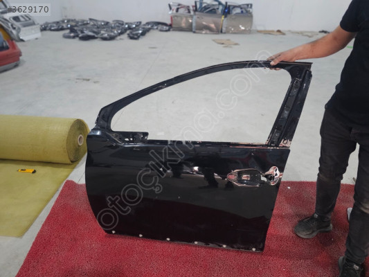 2012/2019 PEUGEOT 208 SİYAH SOL ÖN KAPI ORJINAL GÖÇÜKLÜK