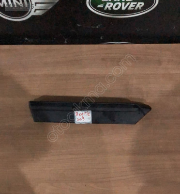 5C5853932 VW BETTLE SAĞ ARKA DODİK 2012-2019