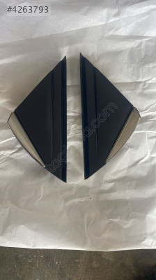 Megane 4-IV Sol Ön Çamurluk Bakaliti Ayna Üçgeni -Renault Mais