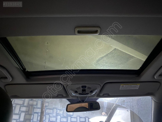W203 220 cdi bagaj camı