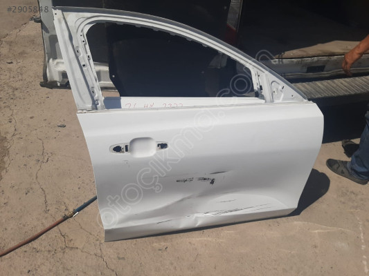 FORD FOCUS 4 SAĞ ÖN KAPI ORJİNAL ÇIKMA