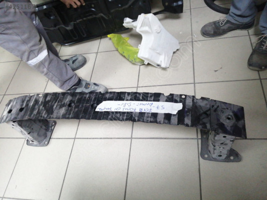 FORD FOCUS ÖN TAMPON DEMİRİ