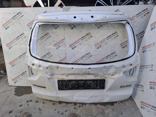 Hyundai x35 arka bagaj kapağı (hasarlı parça)