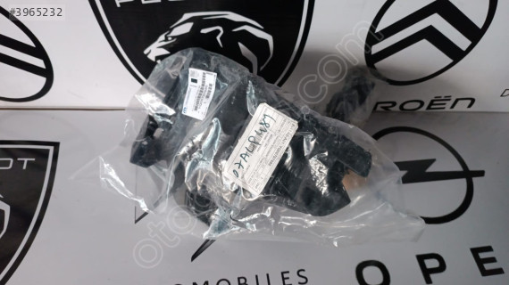Opel Crossland X Sağ Ön Far Alt Braketi Orjinal YQ00707680