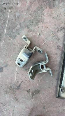 2005 HONDA CIVIC HB ÇIKMA ORJİNAL SOL ÖN KAPI MENTEŞESİ