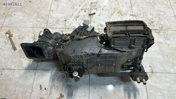 VW TRANSPORTER T5 T6 7H1 820 095 KALORİFER KAZANI ORJ ÇIKMA
