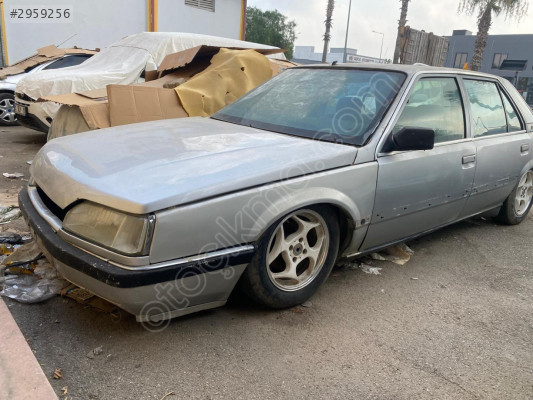 RENAULT 25 SOL ÇAMURLUK ORJİNAL ÇIKMA TEMİZ ÜRÜN