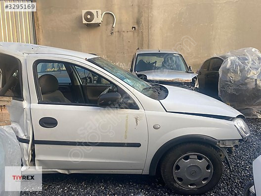 OPEL CORSA 2003 2007 SÖKME ORJİNAL SAĞ ÇAMURLUK