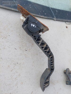 PEUGEOT 206 GAZ PEDAL
