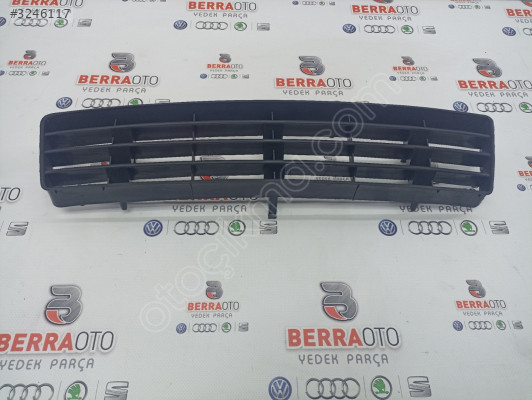 AD99012GA 98-01 AUDİ A6 ORTA IZGARA