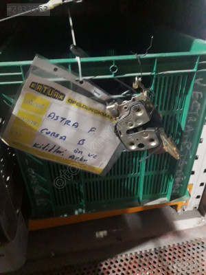 Astra f corsa B kapı kilitleri 19model