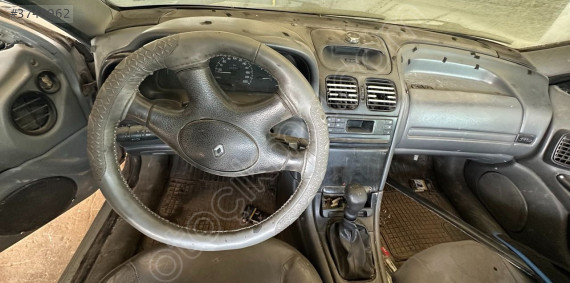RENAULT LAGUNA 1 GÖĞÜS