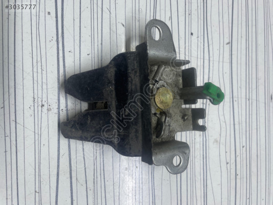 TOYOTA COROLLA 02-06 BAGAJ KİLİT