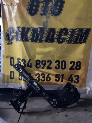 Bmw x1 f48 sağ arka tampon braketi 7381120