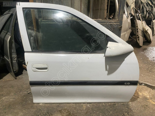 OPEL VECTRA B SAĞ ÖN KAPİ CAMI ORJINAL ÇIKMA 96-01 MODEL