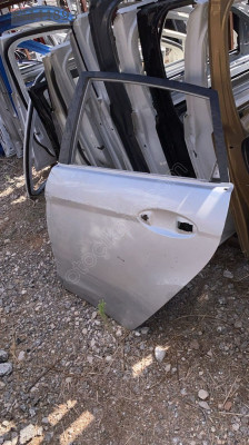 Ford Fiesta 2013 model sol arka kapı