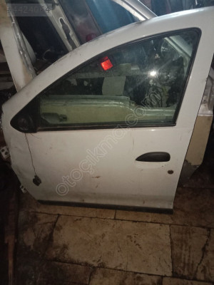 Renault symbol 3 sol ön kapı dolu beyaz