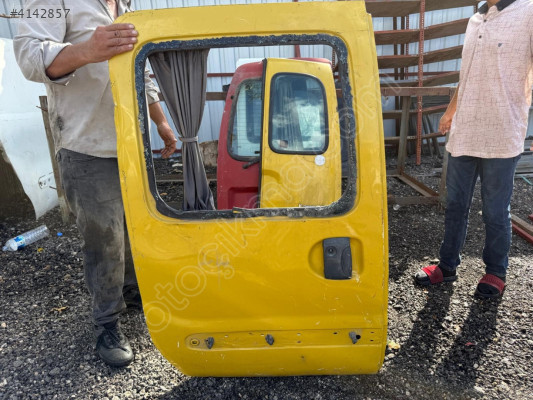 RENAULT KANGOO SAĞ SÜRGÜLÜ KAPI DIŞ AÇMA KOLU 98-08