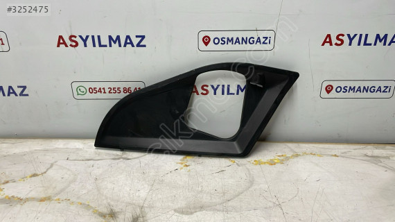 BMW F10 5 SERİSİ SAĞ FAR ÜST PLASTİĞİ YANSANAYİ