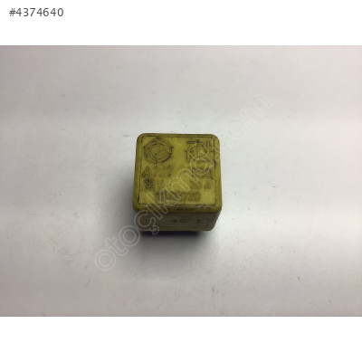 Fiat Bravo Lancia Alfa Romeo Sarı Röle 82461739