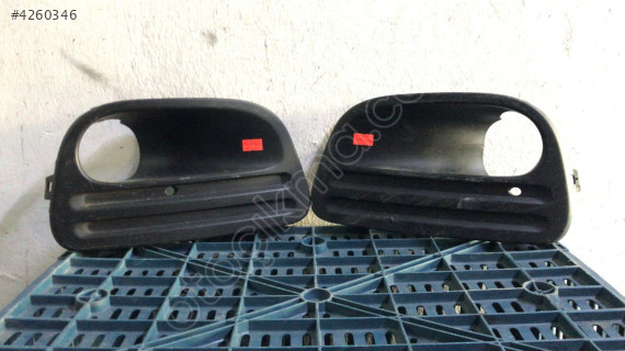 CITROEN BERLİNGO SAĞ VE SOL SİS KAPAĞI ÇIKMA ORJİNAL YEDEK PARÇA