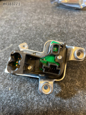 BMW F30 3 SERİSİ LCİ GÜNDÜZ LED BEYİN