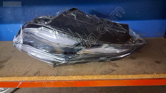 HYUNDAİ ELANTRA SAĞ ÖN FAR ORİJİNAL ÇIKMA 2023-2024