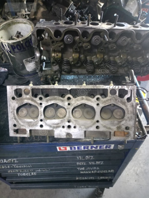 Renault 12 Toros 1.4 silindir kapağı dolu çıkma orijinal hatasız