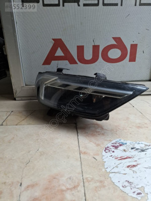 AUDİ A1 SAĞ ÖN FAR 2023